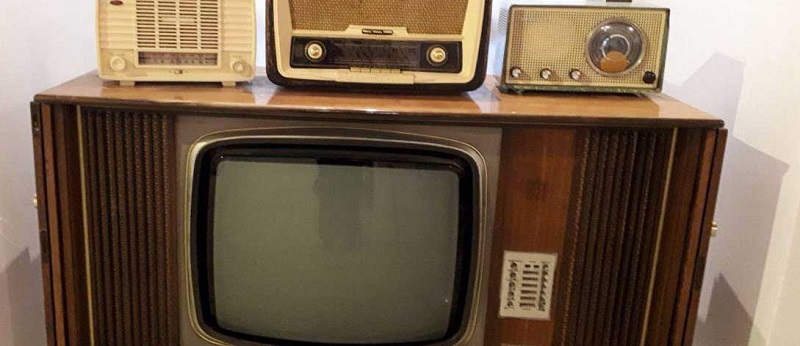 रेडियो से समाचारों की सनसनी तक का सफ़र