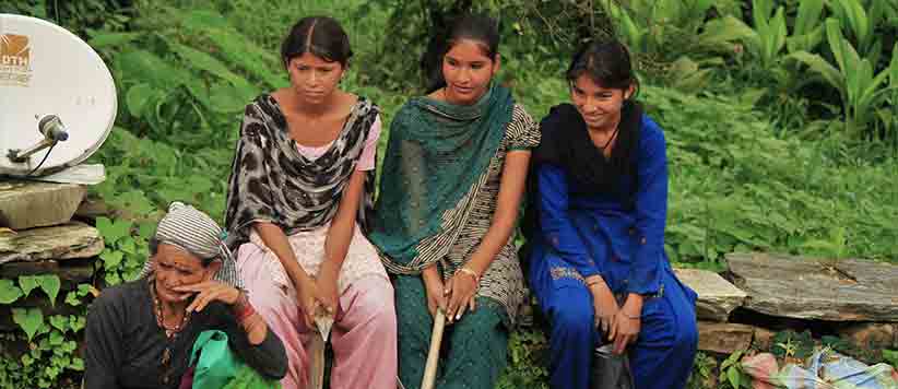 बदलते ज़माने में पहाड़ की महिलाओं के हालात कितने बदले